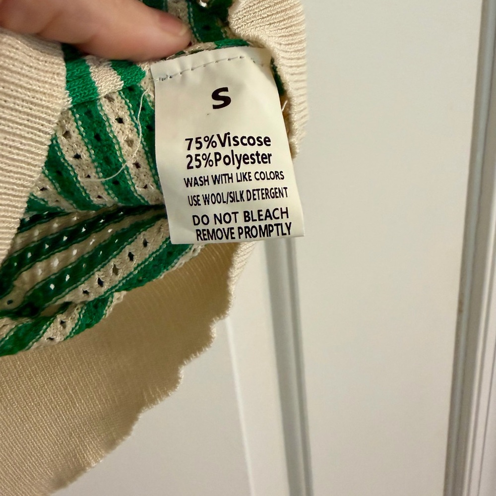 Green and Cream Striped Short Sleeve Sweater - Picture 5 of 6